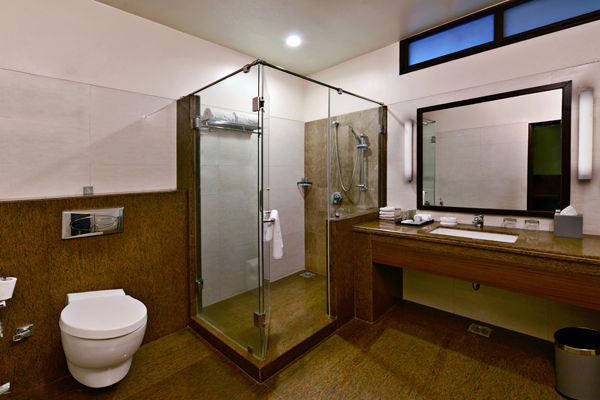 Leisure Inn Grand Chanakya Dźajpur Zewnętrze zdjęcie