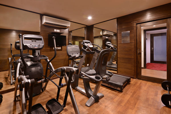 Leisure Inn Grand Chanakya Dźajpur Zewnętrze zdjęcie